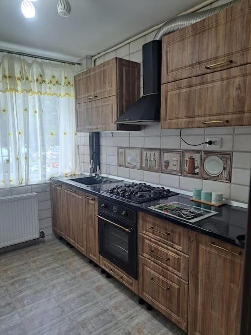 Апартаменти Casuta Cu Povesti Кимпіна Екстер'єр фото